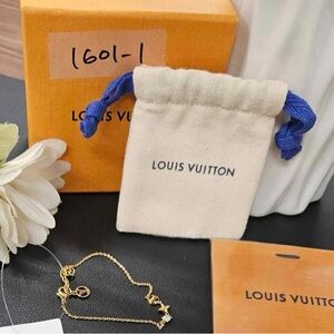 Louis Vuitton Bracelet Gold metal